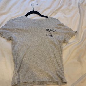 BRANDY MELVILLE graphic tee